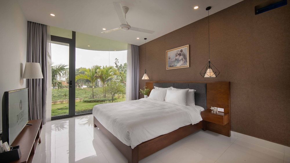 Ivory Villas & Resort Villa, 3 Bedrooms, Garden View 2