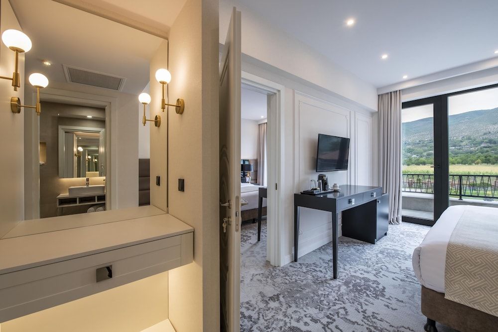 Villa Mosavali Standard Double or Twin Room, Balcony 10