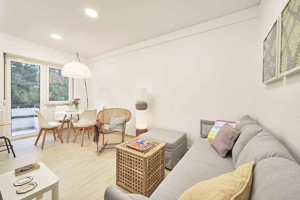 Light Apartment W/ Balcony Apartment by TimeCooler Apartment, 2 Bedrooms, Balcony 14