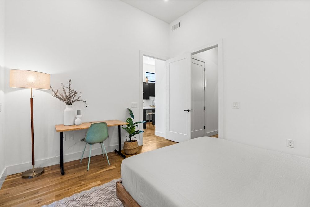 undefined Bonaventure Furnished Apartments 7