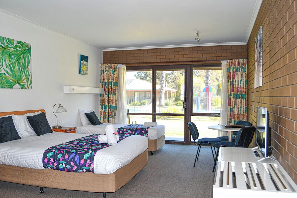 Barooga Country Inn Motel Queen Studio 16