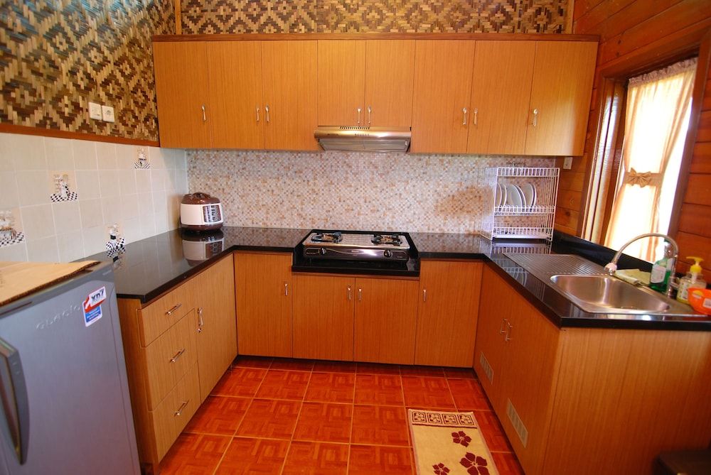 Villa ChavaMinerva Kayu - Ciater Villa, 3 Bedrooms 7