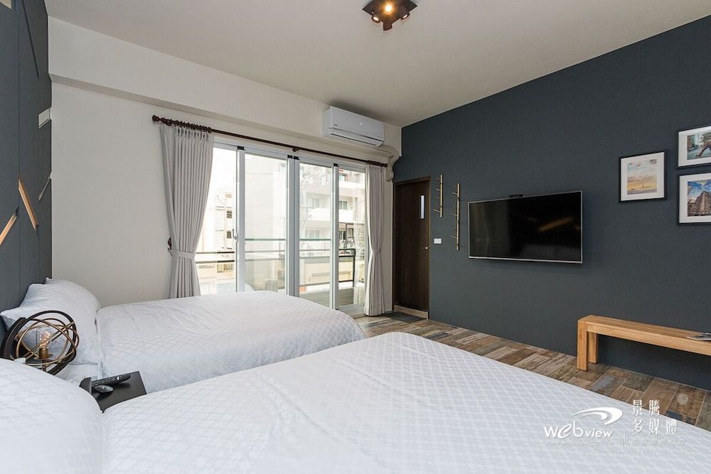 City Quadruple Room, 2 Queen Beds