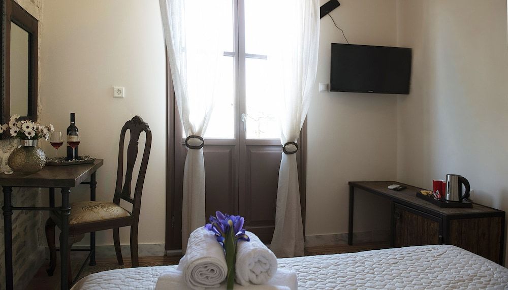 Beautiful City Suites Deluxe Double Room 22