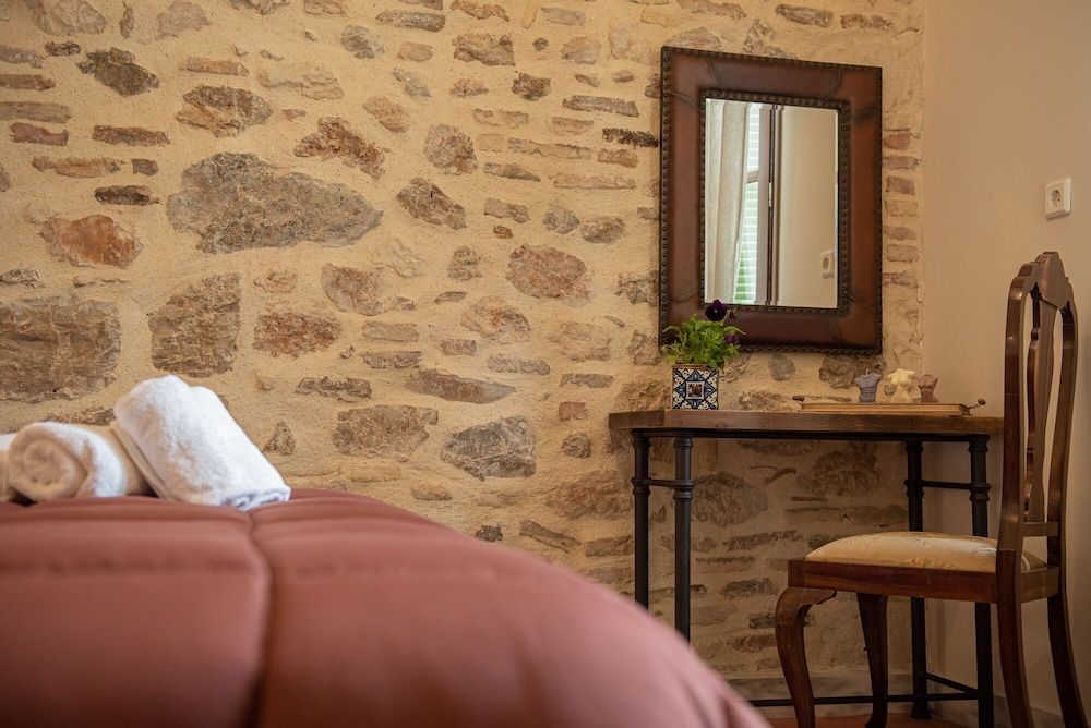 Beautiful City Suites Deluxe Double Room 25