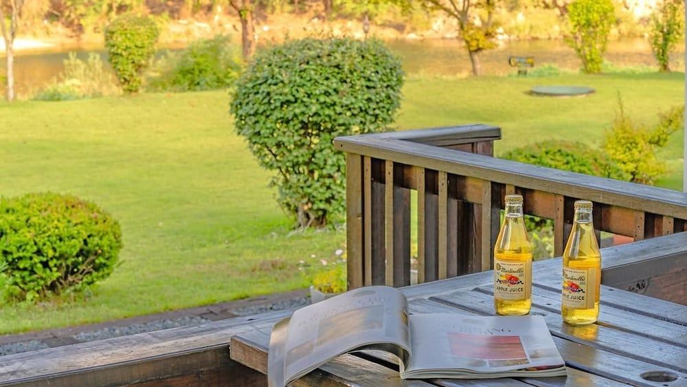 Star Sonata Pension Room (Rudbeckia) 4