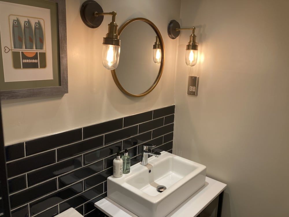 Downs Hotel Standard Double Room 2