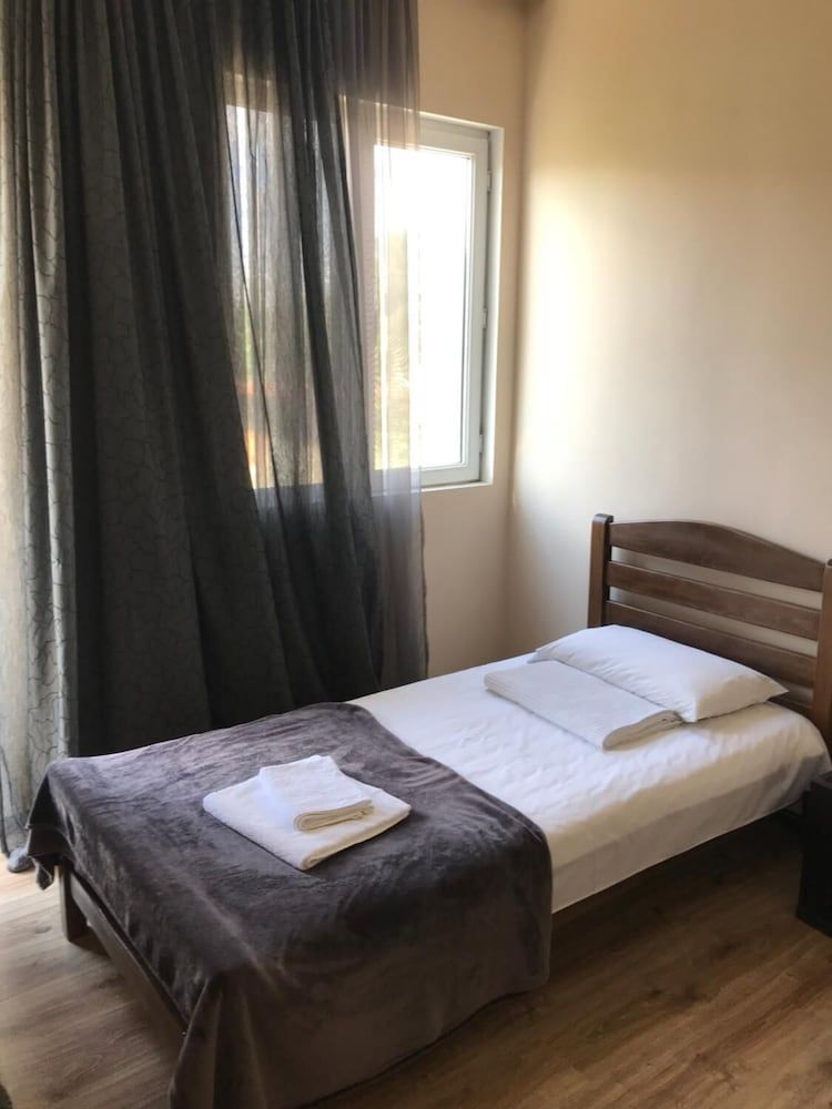 undefined Upstairs Hotel Tbilisi 10