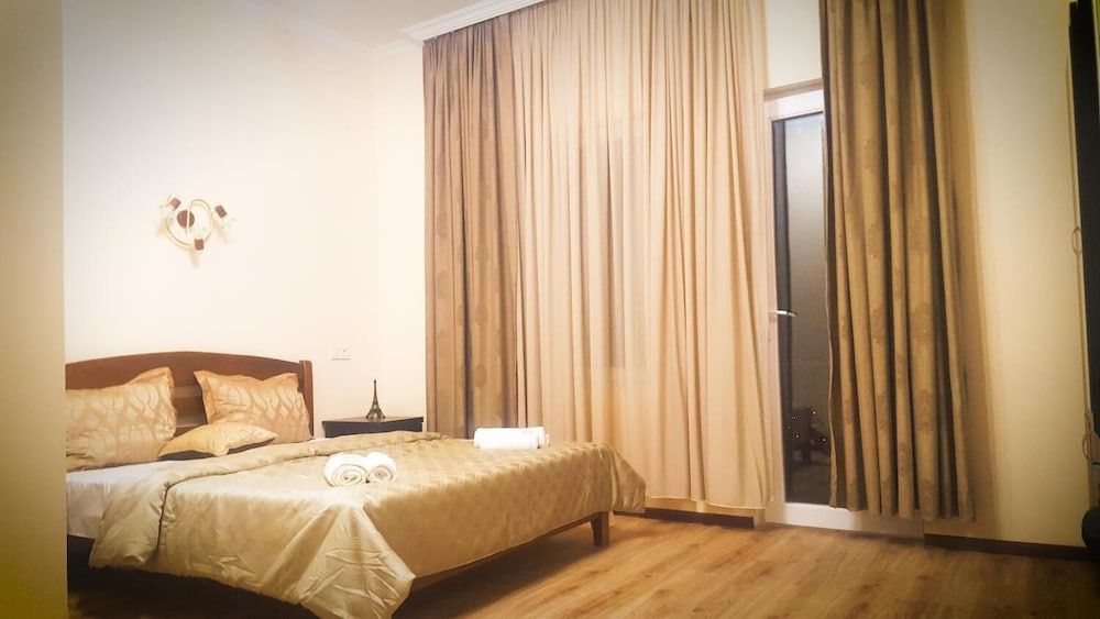 undefined Upstairs Hotel Tbilisi 6