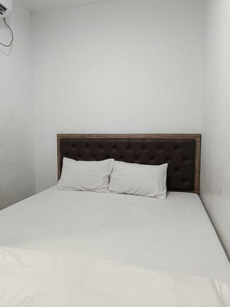 undefined Syariah Amethyst Cengkareng