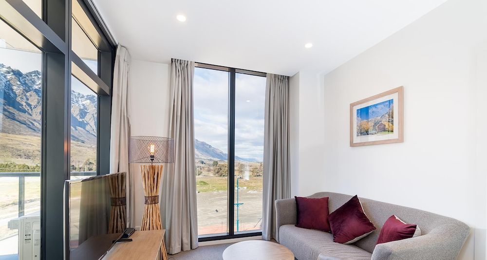 Executive 2 Bedroom Apartment Remarkables Park Private 2 Bedroom Executive Apartment 10