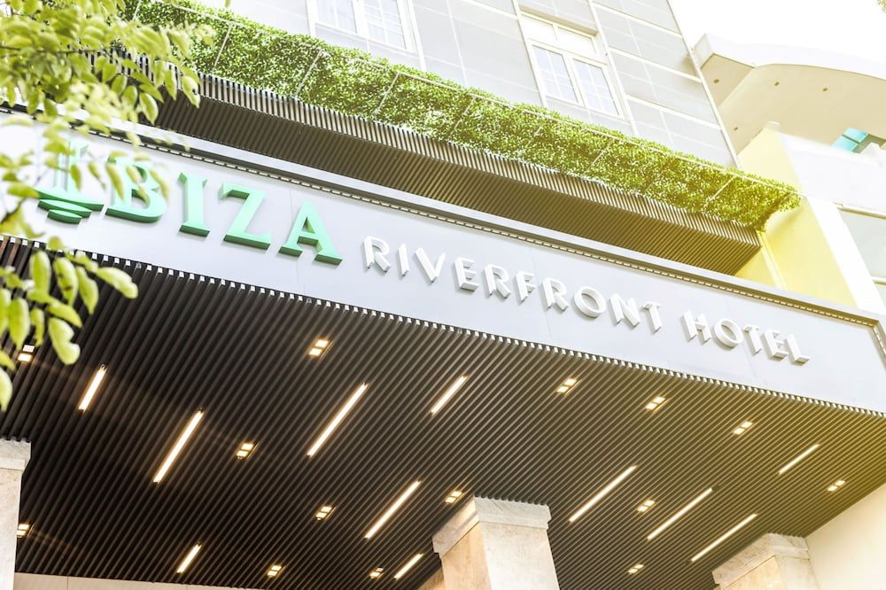 undefined IBIZA Riverfront Da Nang Hotel 7