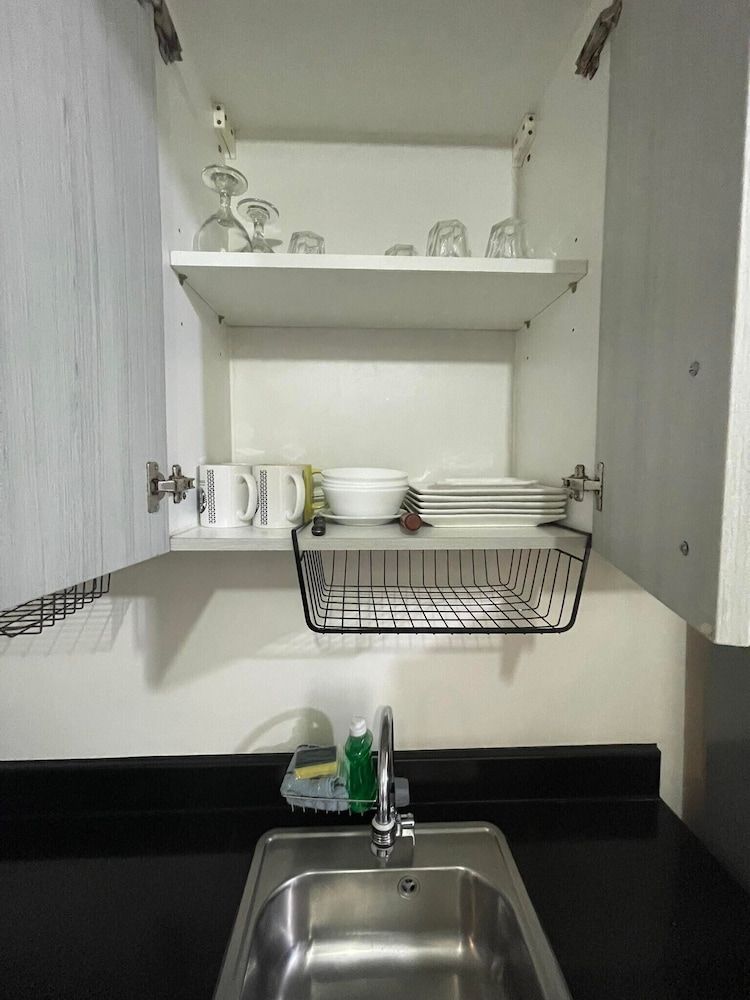 Green Residences Standard Condo, 1 Bedroom, City View 13