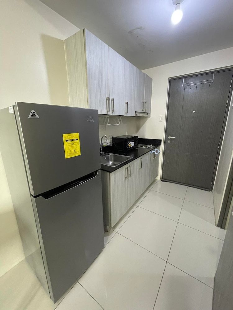 Green Residences Standard Condo, 1 Bedroom, City View 19