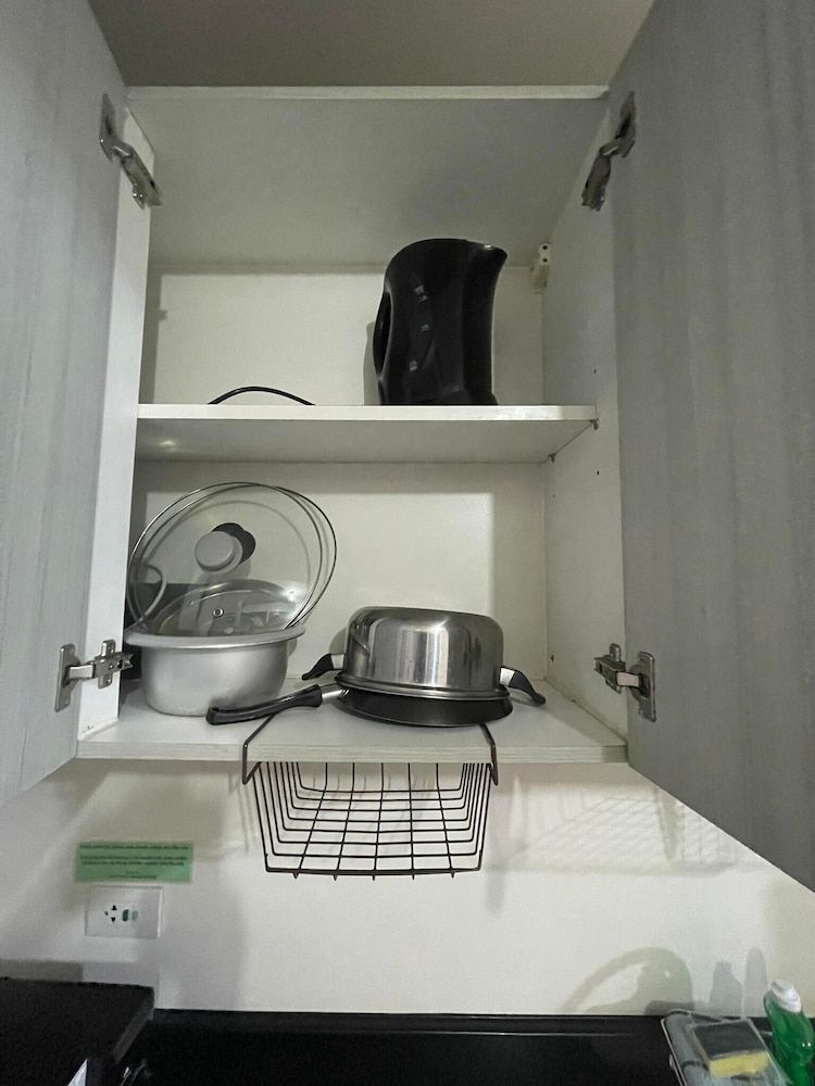 Green Residences Standard Condo, 1 Bedroom, City View 12