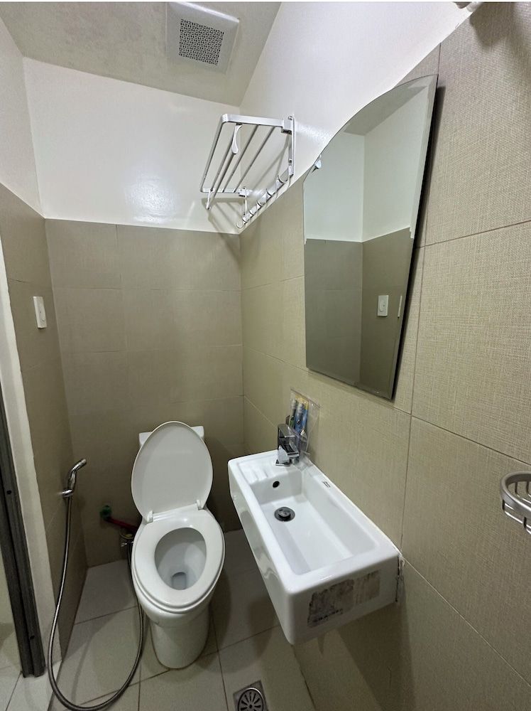 Green Residences Basic Studio 13