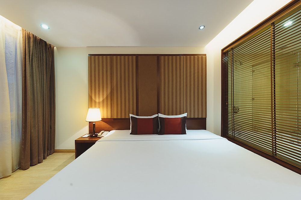 undefined Paragon Saigon Hotel 4