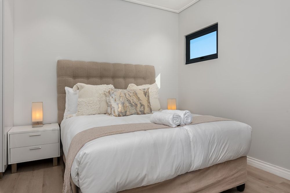 16 on Bree Luxury Apartments Classic Apartment 6