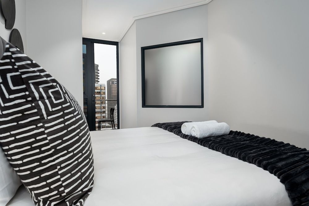 16 on Bree Luxury Apartments Luxury Apartment 5