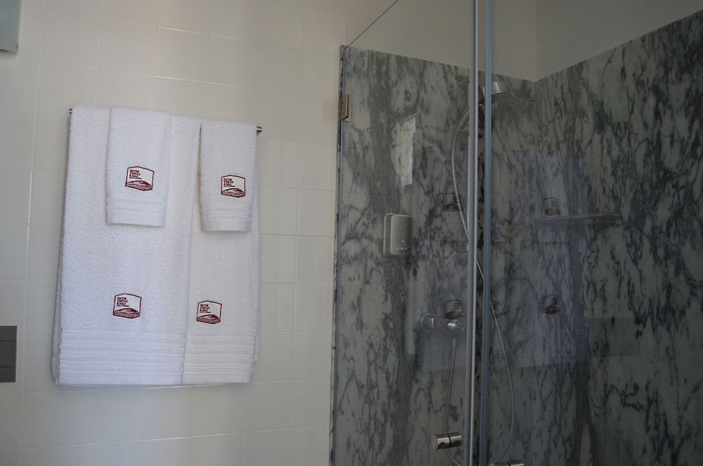 Entre Vinhas & Mar Double Room, Vineyard View 11