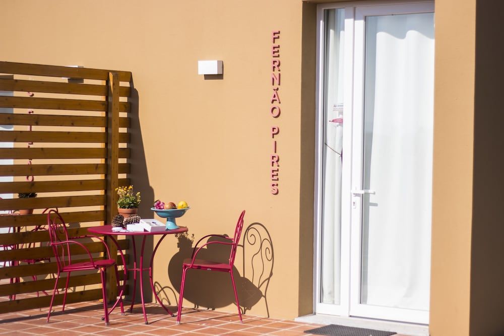 Entre Vinhas & Mar Twin Room, Vineyard View 7