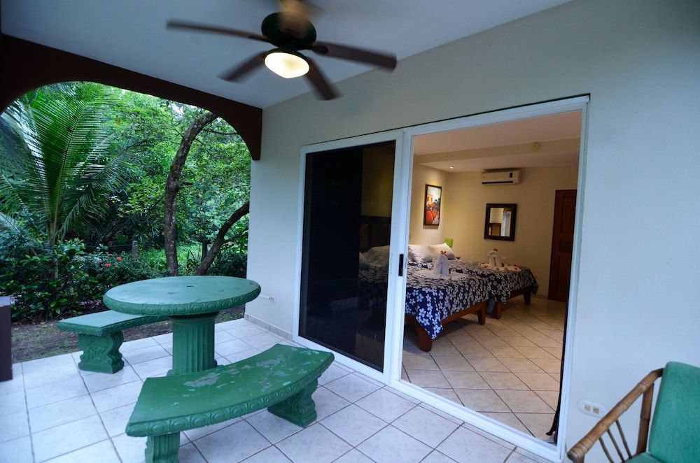 Hotel Cocomar Beachfront Hotel Standard Double Room 4