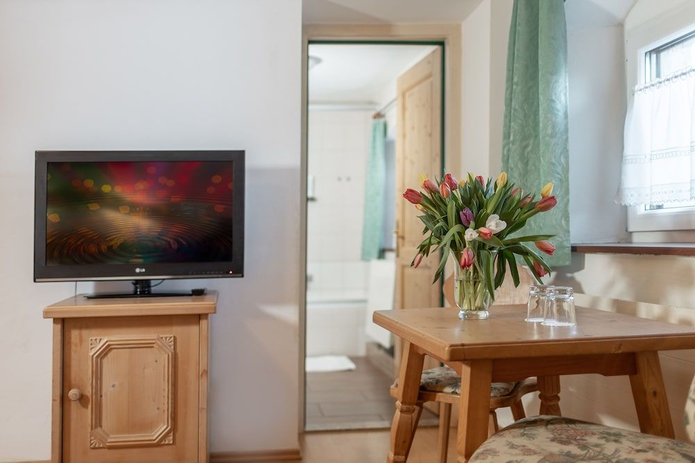 Erlebnisgasthof Feichthub Standard Triple Room, Ensuite 4