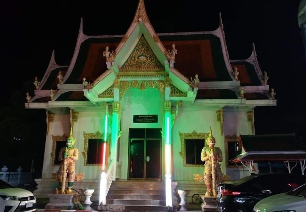 undefined Walking Street Encore Hotel 4