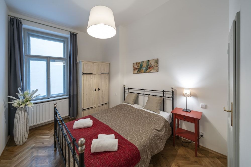 undefined Old Town - Skorepka Apartments 10