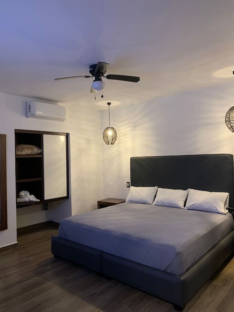 Mar De Estrellas Junior Room 3