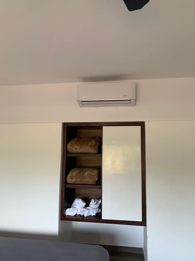 Mar De Estrellas Junior Room 8