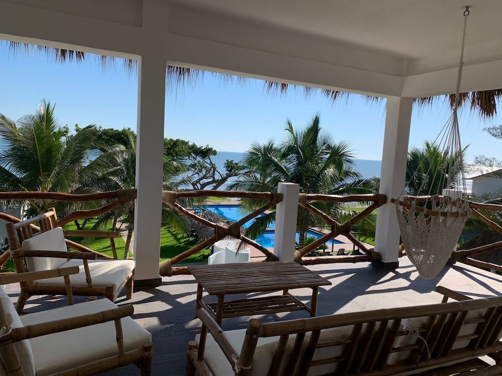 Mar De Estrellas Honeymoon Room 2