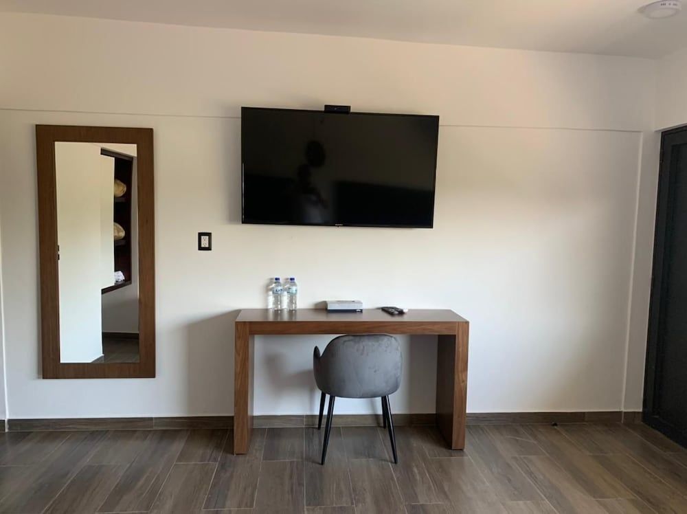 Mar De Estrellas Junior Room 9