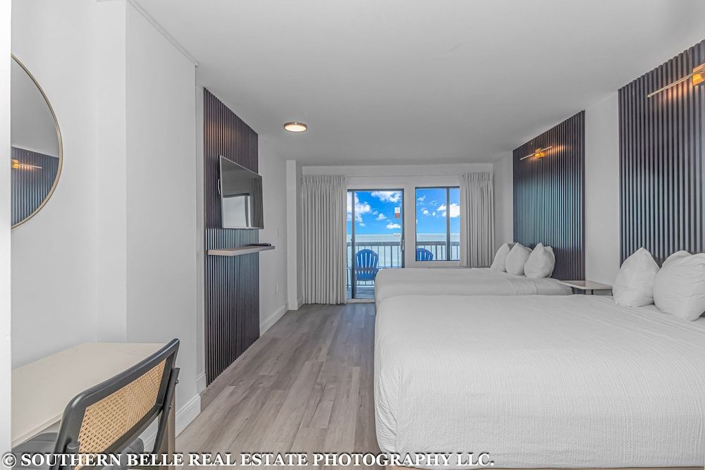 Standard Room, 2 Queen Beds, Balcony, Ocean View
