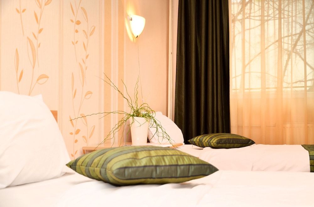 Hotel Sorbona Standard Twin Room