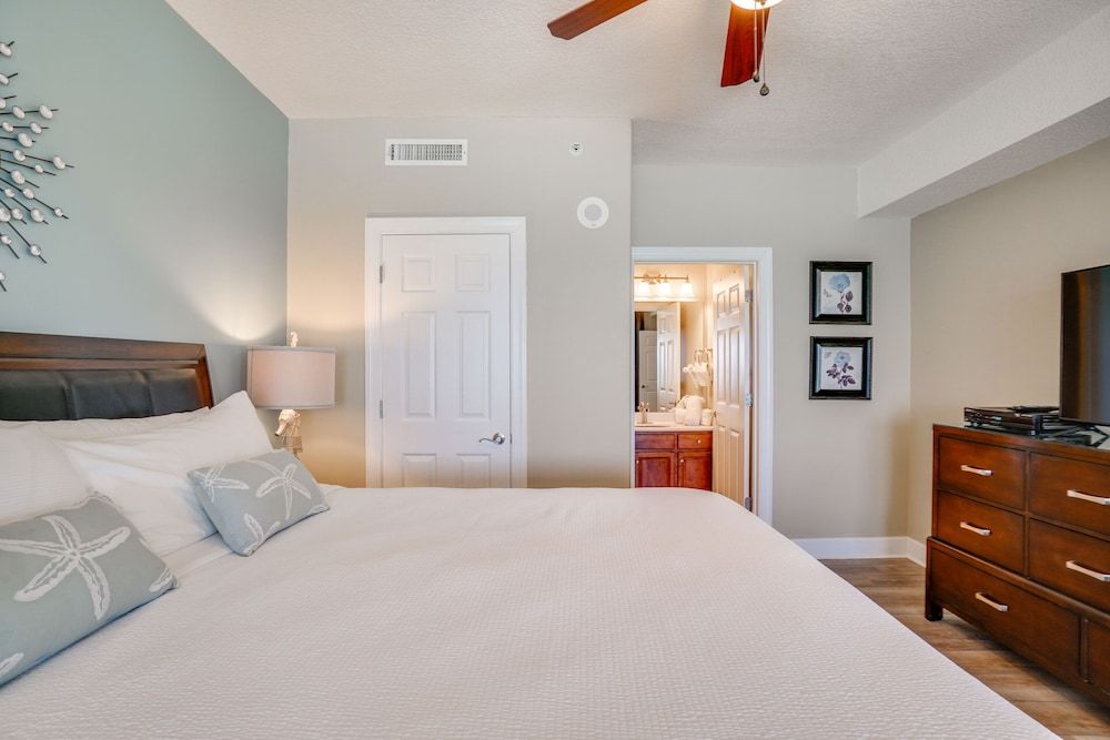 Condo, 3 Bedrooms, Sea View (506)