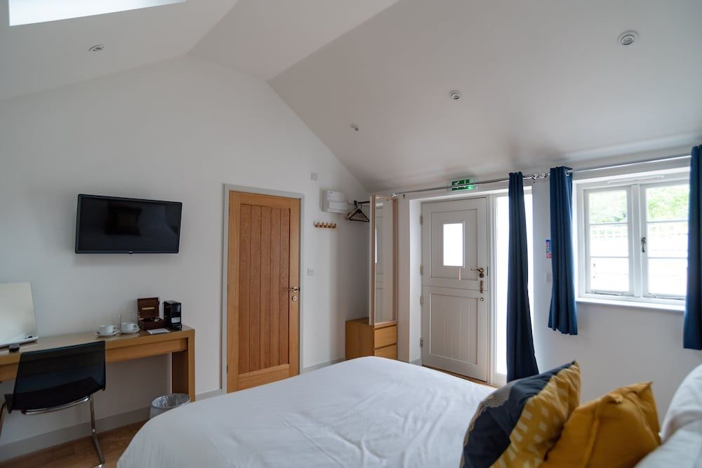 undefined MJP @ The Shepherds 3