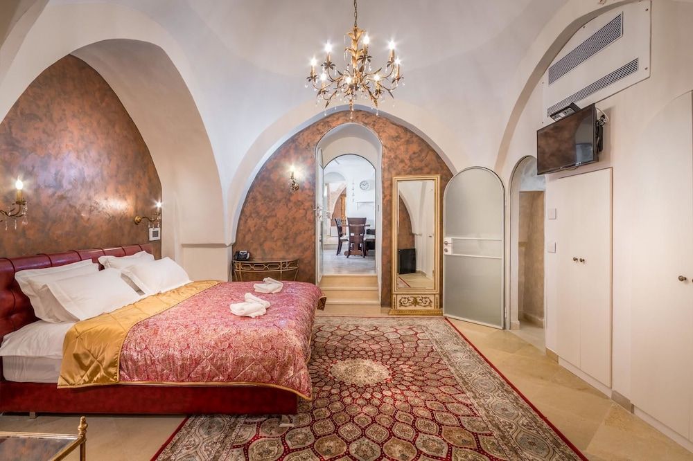 Luxury Apartment, 2 Bedrooms, Kitchen