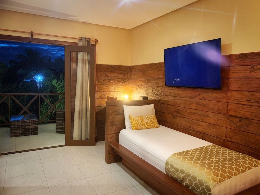 Pousada Oasis Paracuru Superior Room, Multiple Beds 2