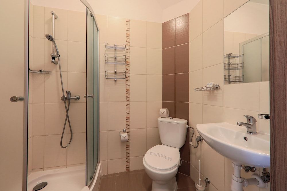 Hotel NAT Ustroń Twin Room, Non Smoking, Ensuite 3