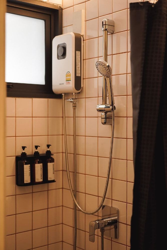 Wonderwall Hotel Standard Double Room 6