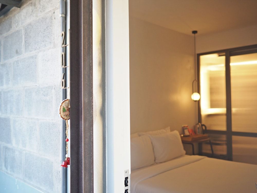 Wonderwall Hotel Standard Double Room 8