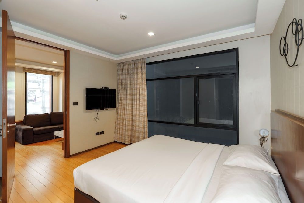 undefined Marvin Suites Hotel 3
