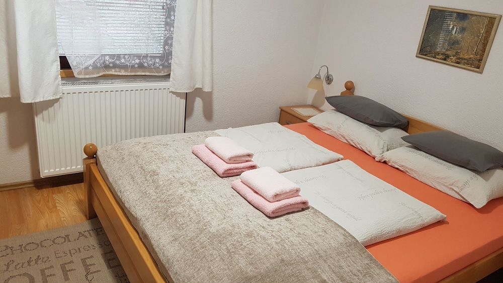 St. George B&B Economy Double Room, Mountain View 3