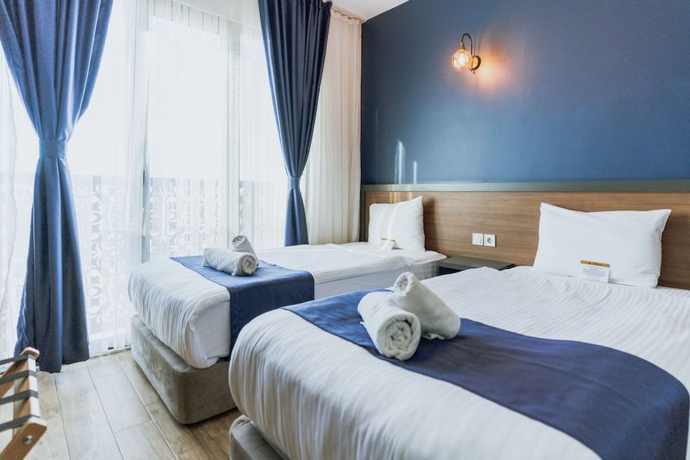 The Rest Port Hotel Classic Twin Room, 2 Twin Beds