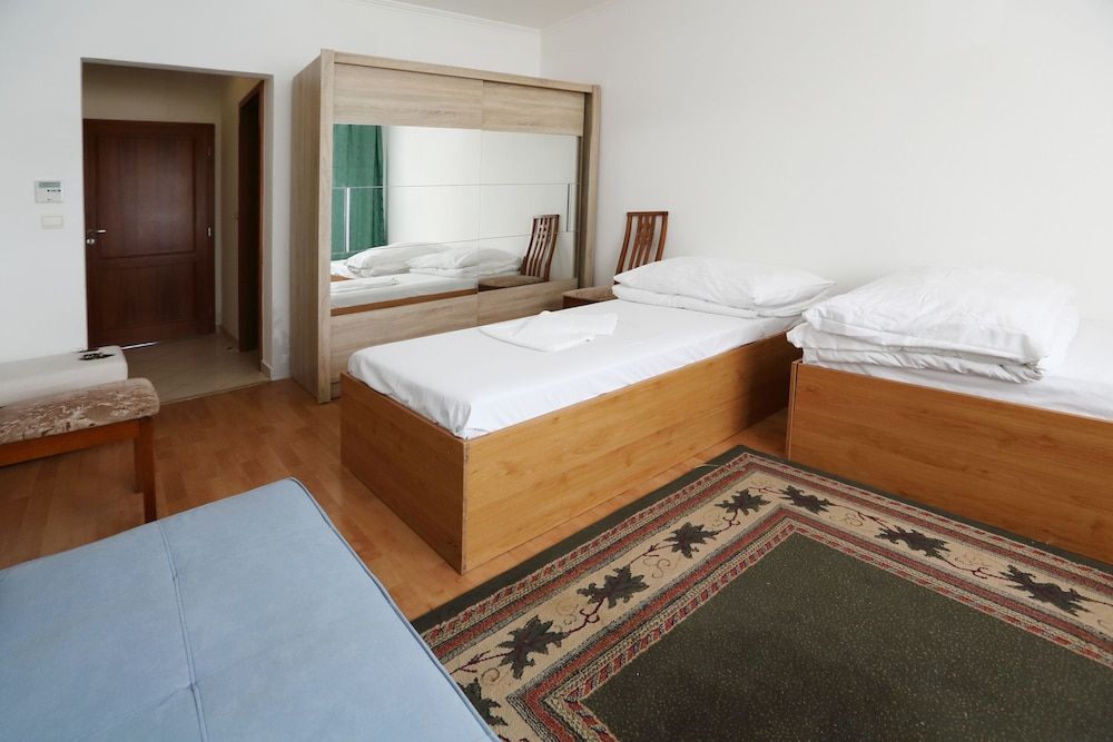 Hotel Nostalgia Classic Double Room 3