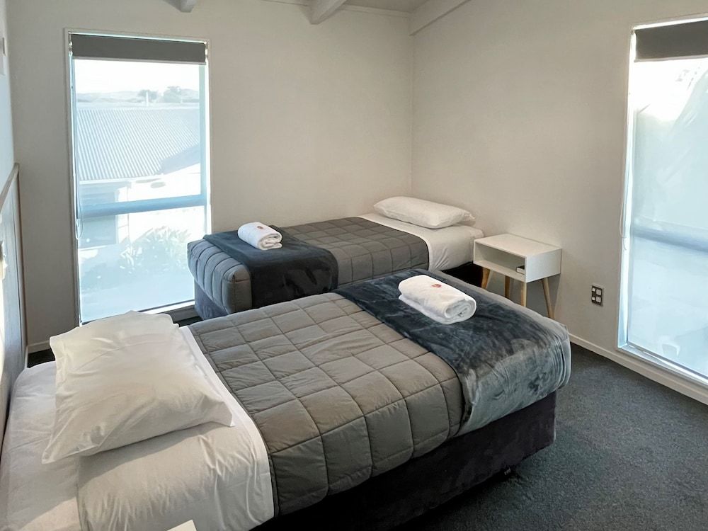 Three Bedroom Motel