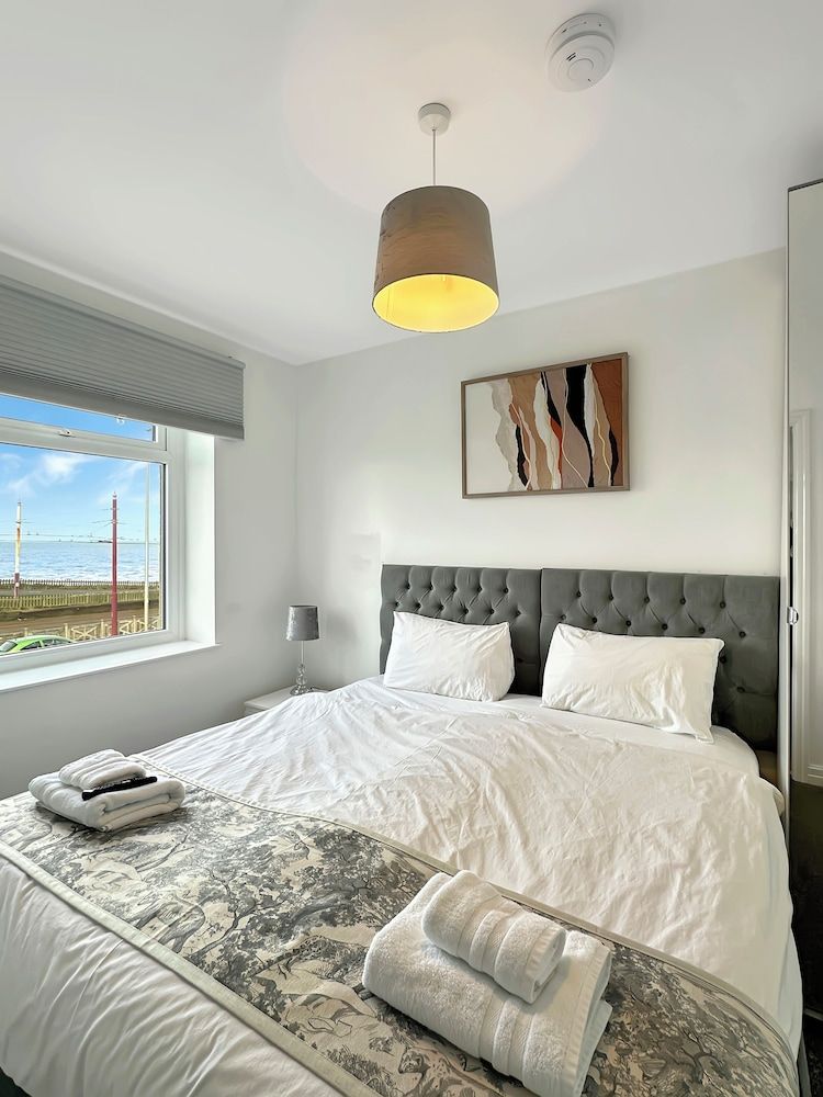05 Apartment with Sea View: First Floor (plus 1 free baby)