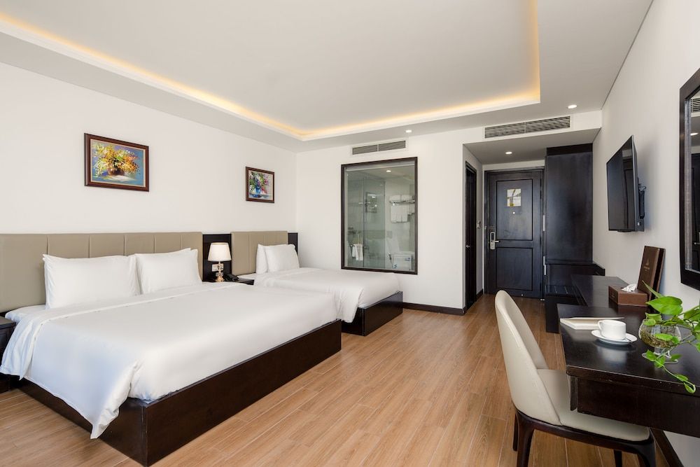 undefined Golden Line Danang Hotel 2