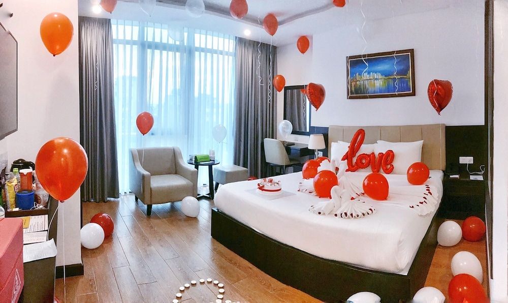 undefined Golden Line Danang Hotel 9